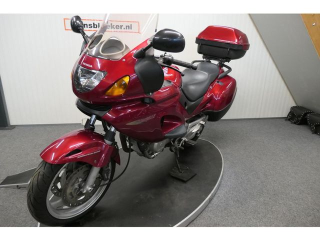 honda - nt-650-v-deauville