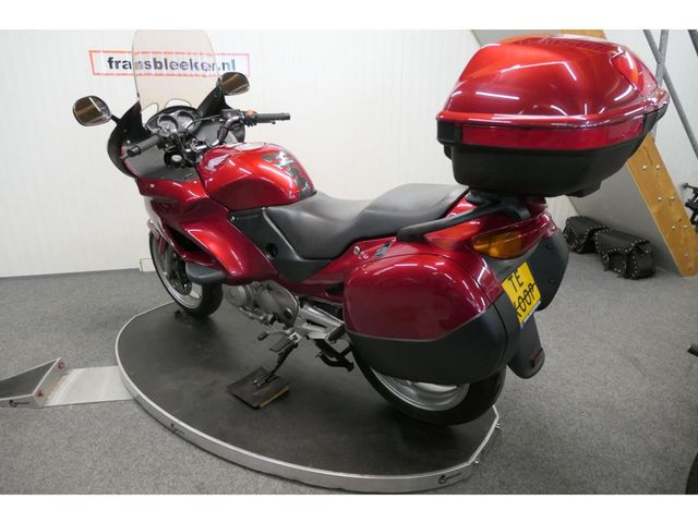 honda - nt-650-v-deauville