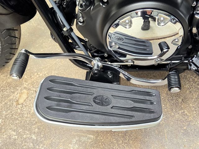 yamaha - xvs-950-a-midnight-star