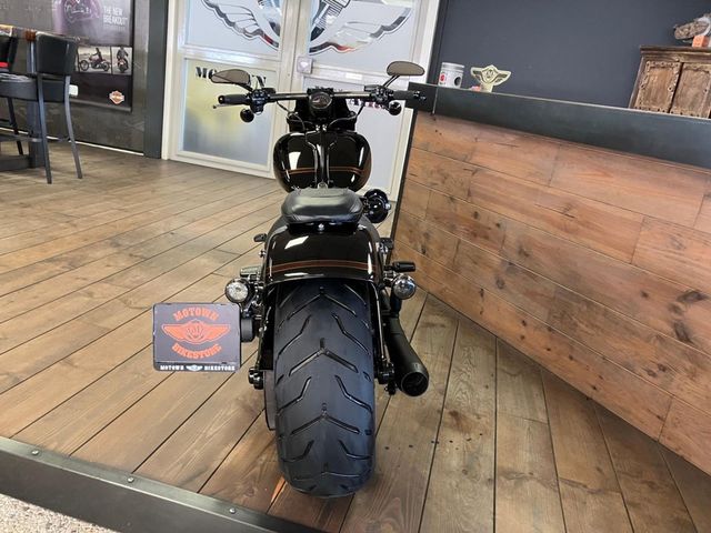 harley-davidson - breakout-cvo-fxsbse