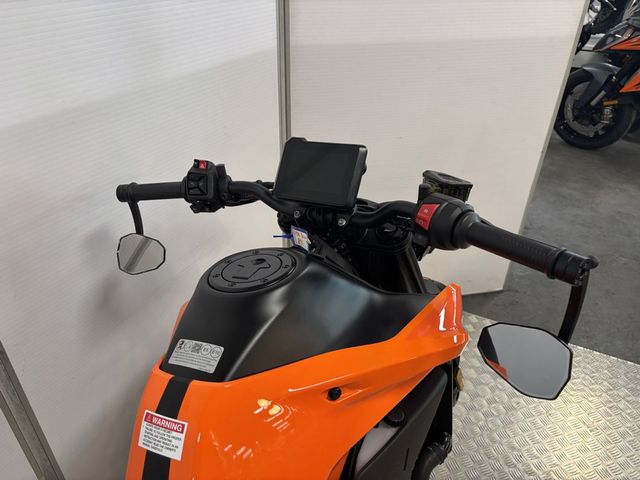 ktm - 790-duke