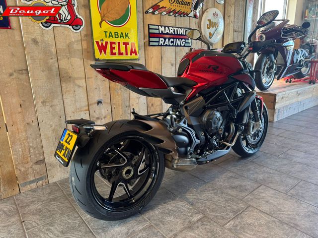mv-agusta - brutale-800-rr