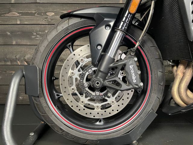 triumph - street-triple-r