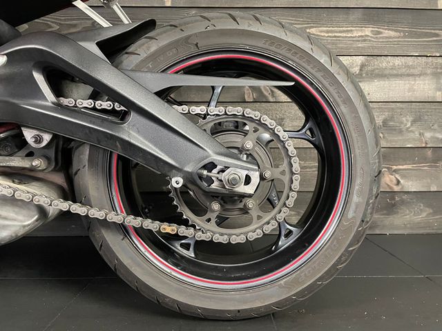 triumph - street-triple-r
