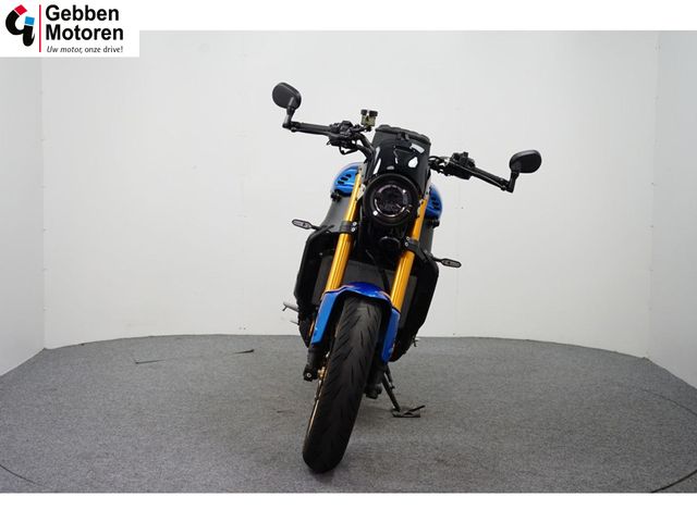 yamaha - xsr-900
