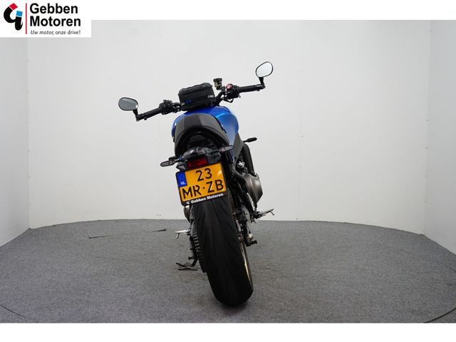yamaha - xsr-900