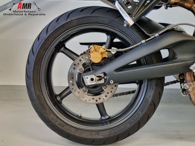 triumph - street-triple