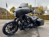HARLEY-DAVIDSON STREET GLIDE SPECIAL FLHXS