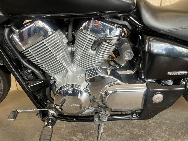 honda - vt-750-c2-shadow-ace