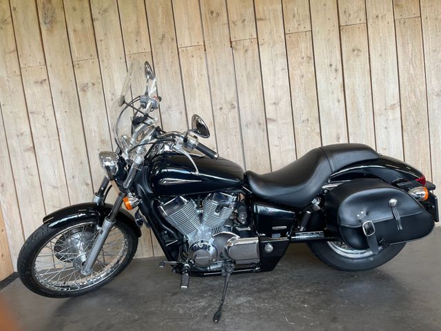 honda - vt-750-c2-shadow-ace