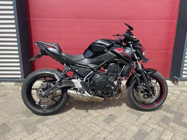 kawasaki - z650-abs