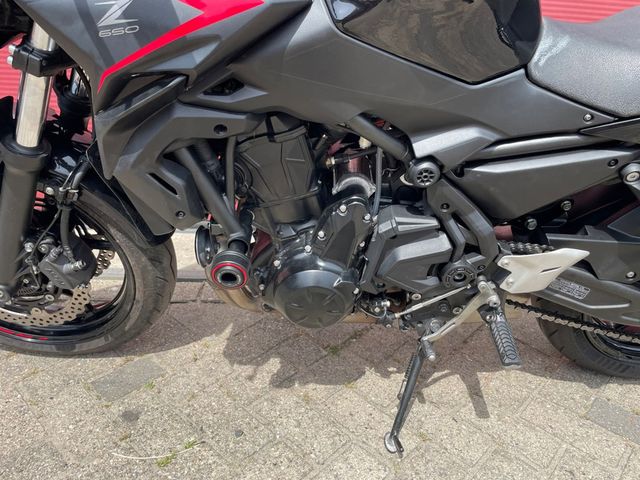 kawasaki - z650-abs