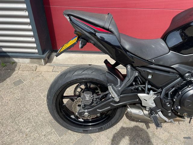 kawasaki - z650-abs