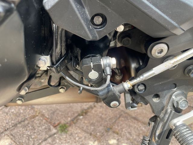 kawasaki - z650-abs