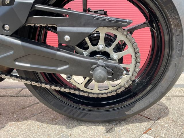kawasaki - z650-abs