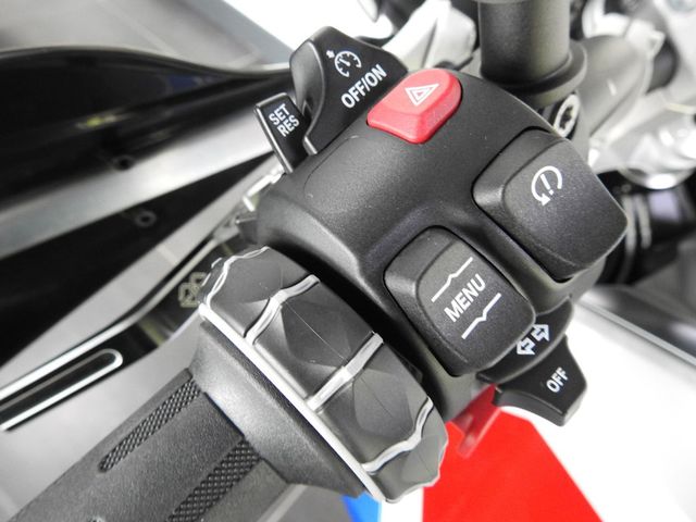 bmw - f-900-gs