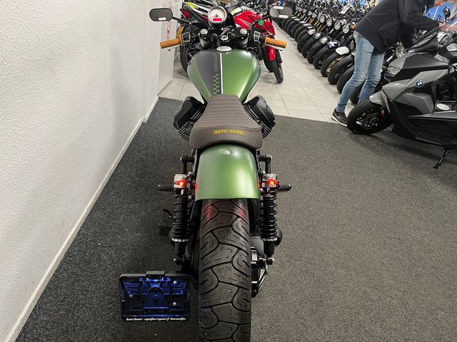 moto-guzzi - v-9-bobber