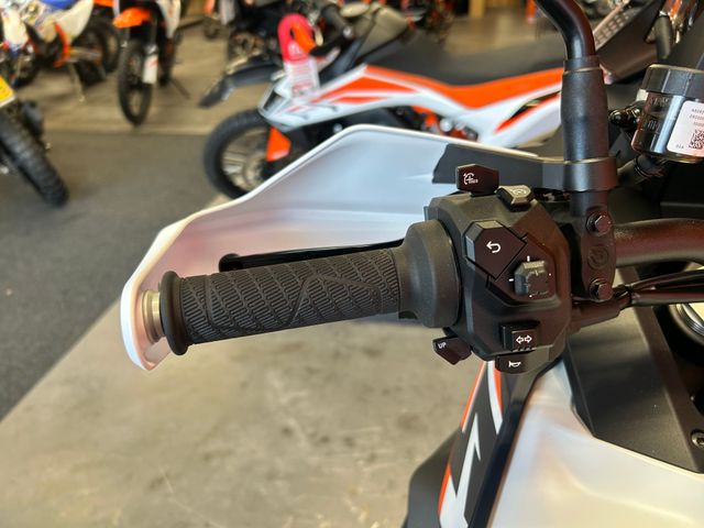 ktm - 1390-superadventure-r