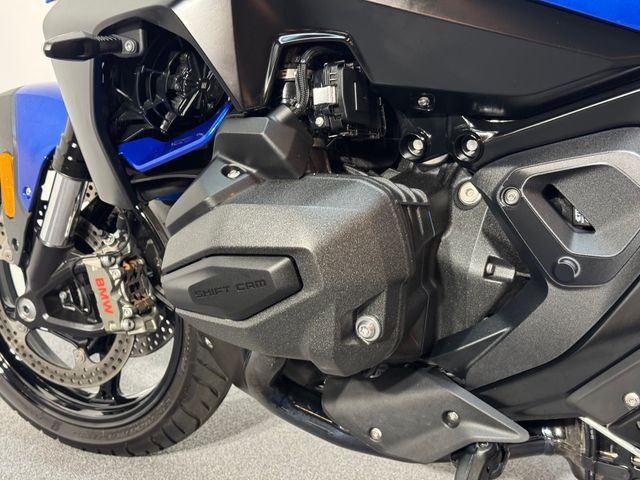 bmw - r-1300-r