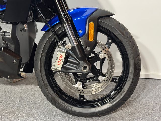 bmw - r-1300-r