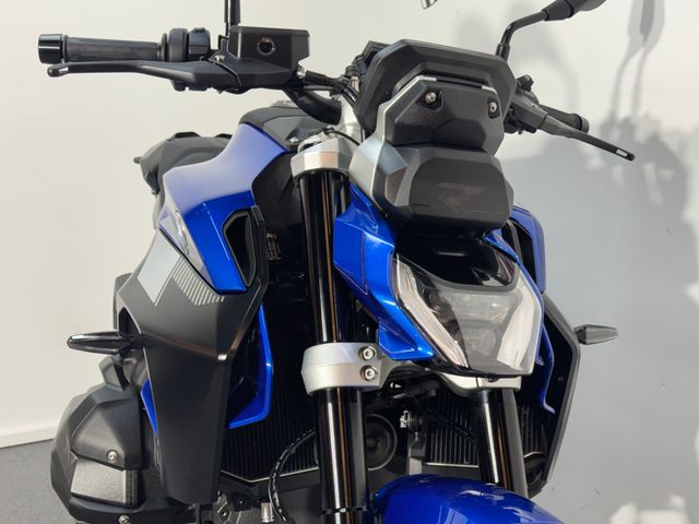 bmw - r-1300-r
