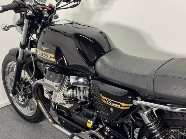 moto-guzzi - v-7-classic