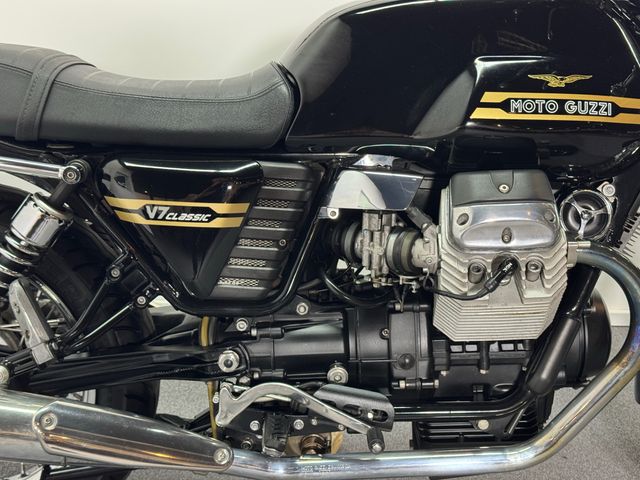 moto-guzzi - v-7-classic