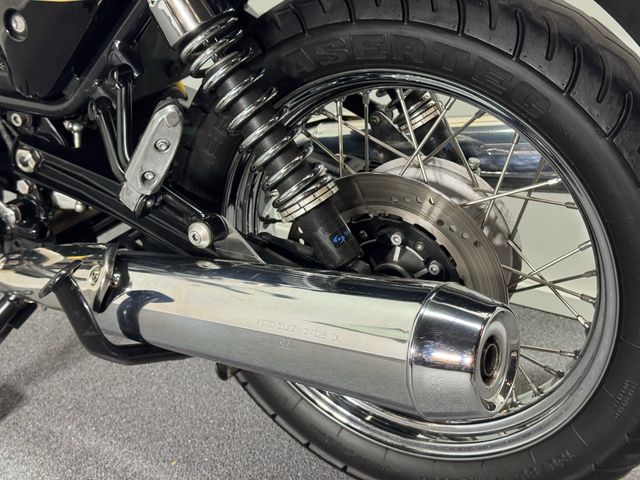moto-guzzi - v-7-classic
