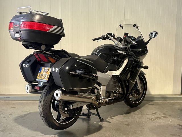 yamaha - fjr-1300