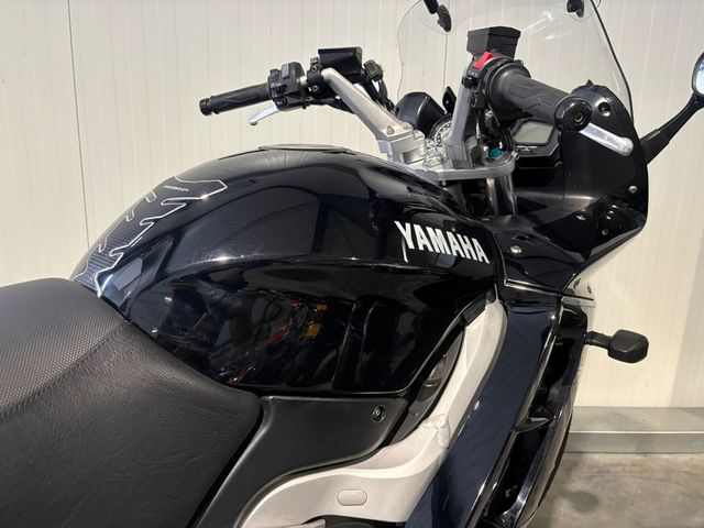 yamaha - fjr-1300