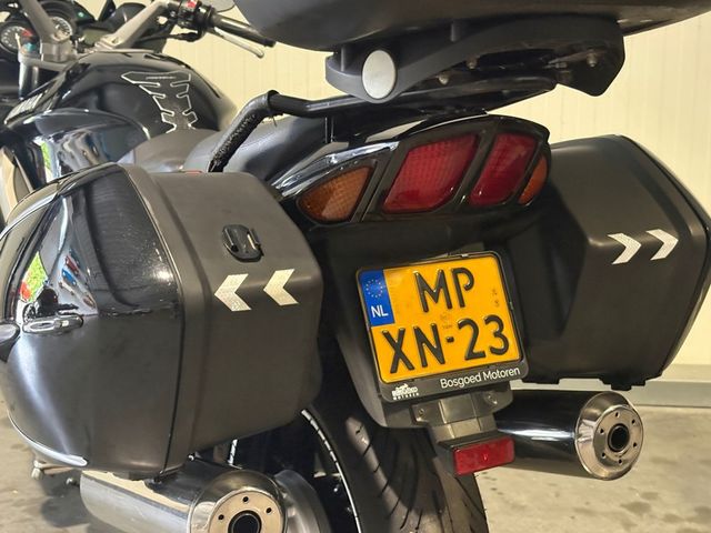 yamaha - fjr-1300