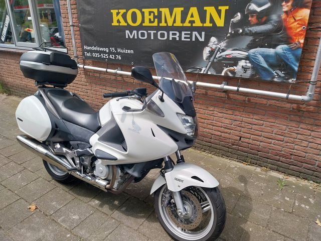 honda - nt-700-v-deauville-c-abs