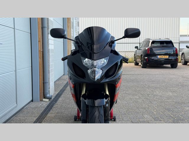 suzuki - gsx-r-600