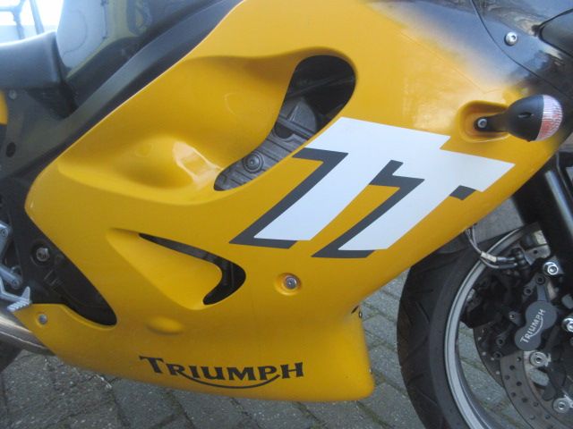triumph - tt-600