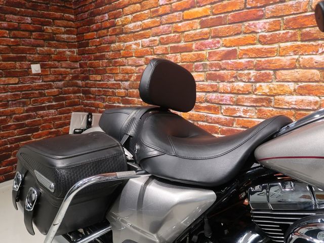 harley-davidson - road-king-classic-flhrc