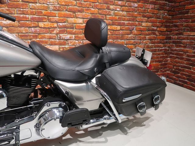 harley-davidson - road-king-classic-flhrc