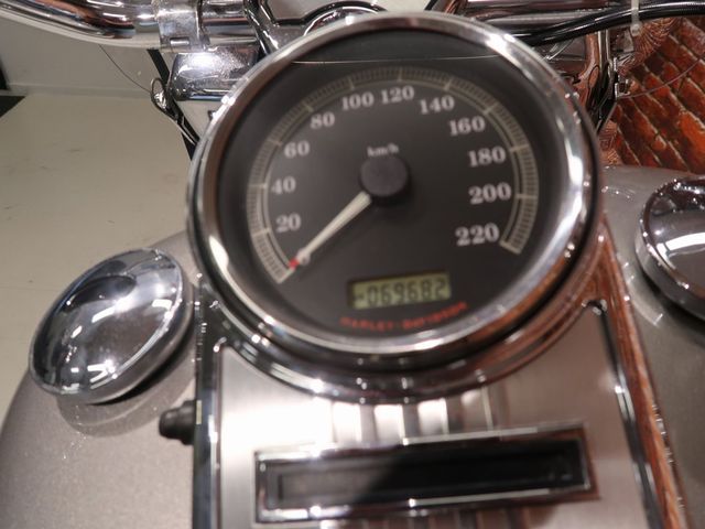 harley-davidson - road-king-classic-flhrc