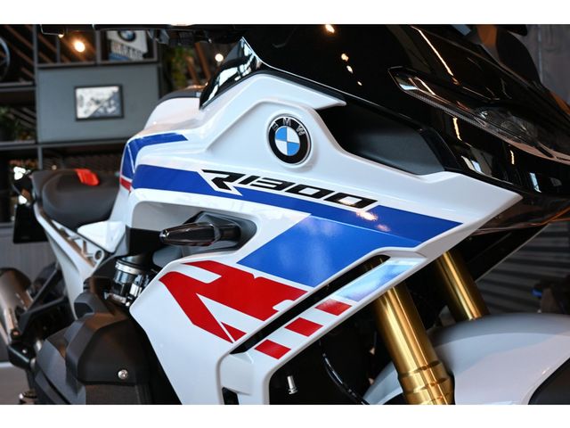 bmw - r-1300-rs