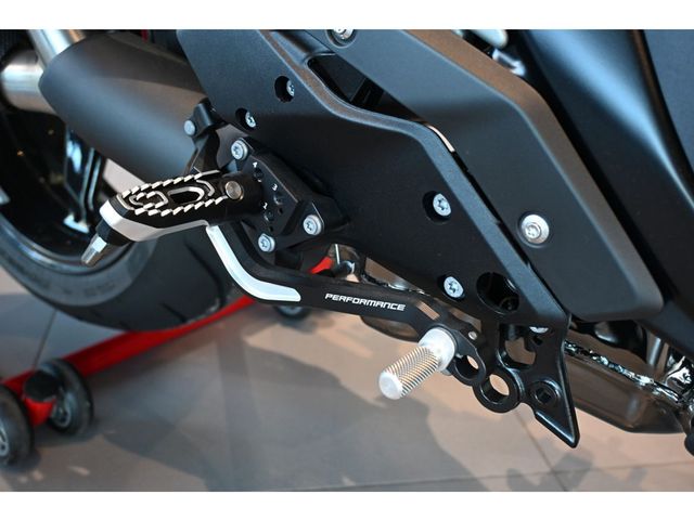 bmw - r-1300-rs
