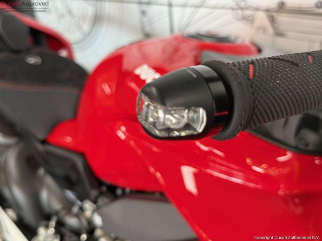 ducati - streetfighter-v4s
