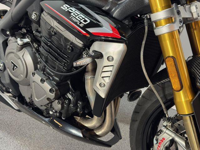 triumph - speed-triple-1200-rs