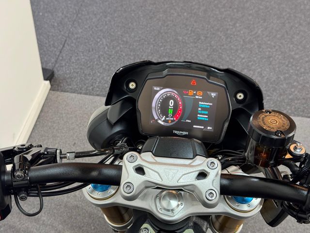 triumph - speed-triple-1200-rs