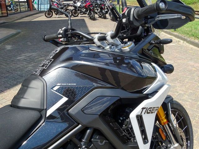 triumph - tiger-900-rally-pro