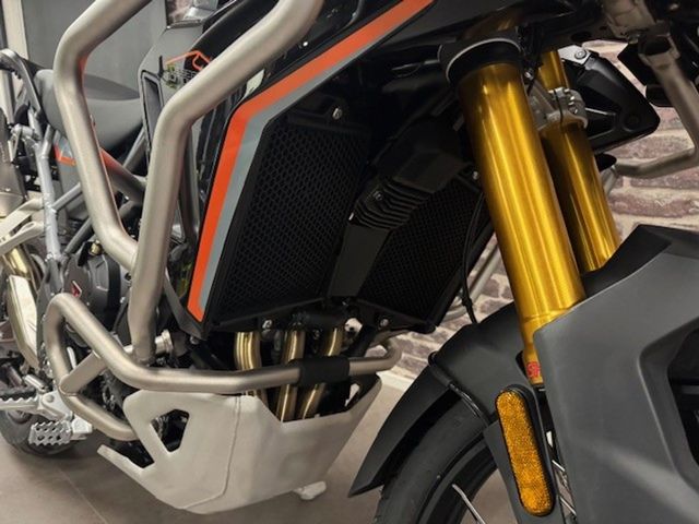 triumph - tiger-900-desert-edition