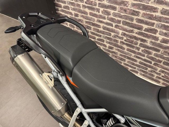 triumph - tiger-900-desert-edition