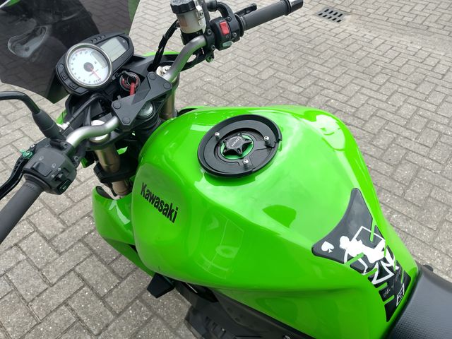 kawasaki - z1000
