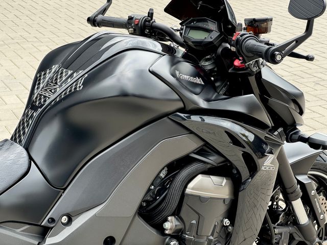 kawasaki - z1000-abs