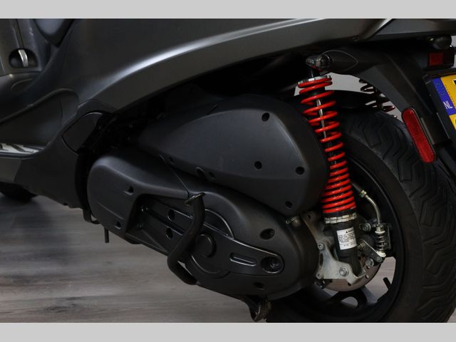 piaggio - mp3-500-hpe-sport-abs-asr