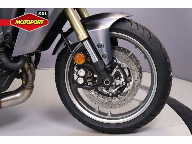 yamaha - tracer-9-gt+-y-amt