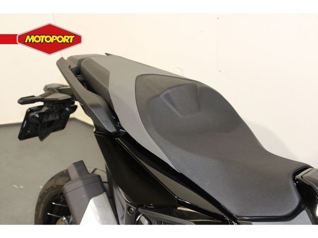 honda - x-adv